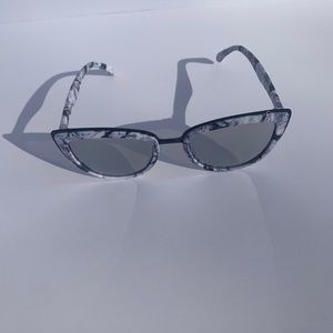 Quay Australia Sunglasses